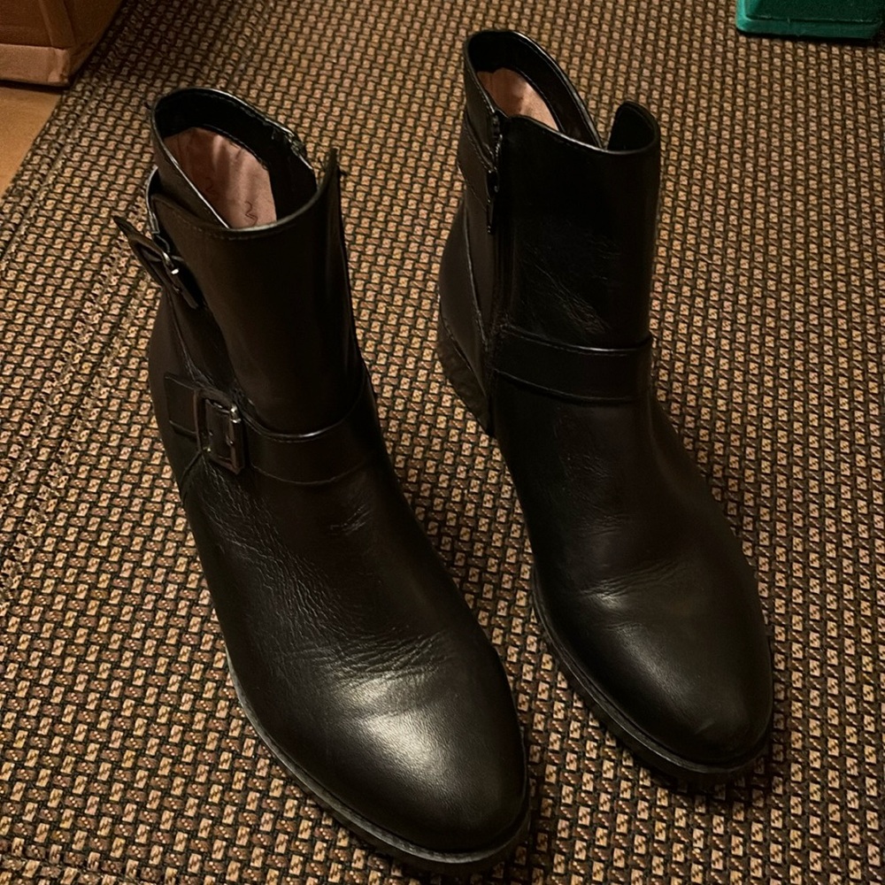 “Naturalizer 27 Edit” Ankle Boots